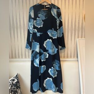 Babaton Floral Maxidress with side slit and long sleeves